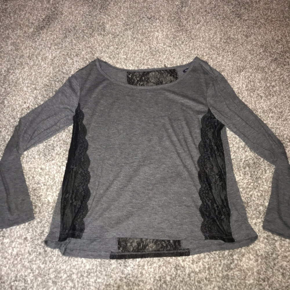 american eagle lace back shirt